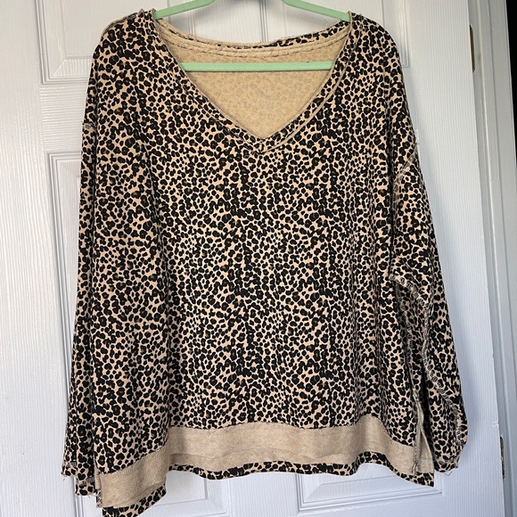 Tops - V-neck reversible light sweatshirt - UEC!